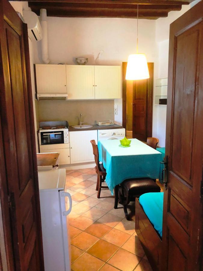 Machi'S House Aparthotel Plaka  Bagian luar foto