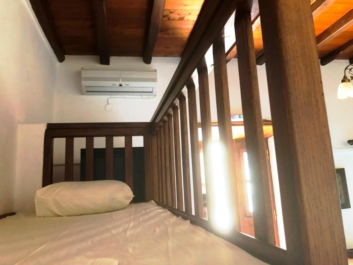 Machi'S House Aparthotel Plaka  Bagian luar foto