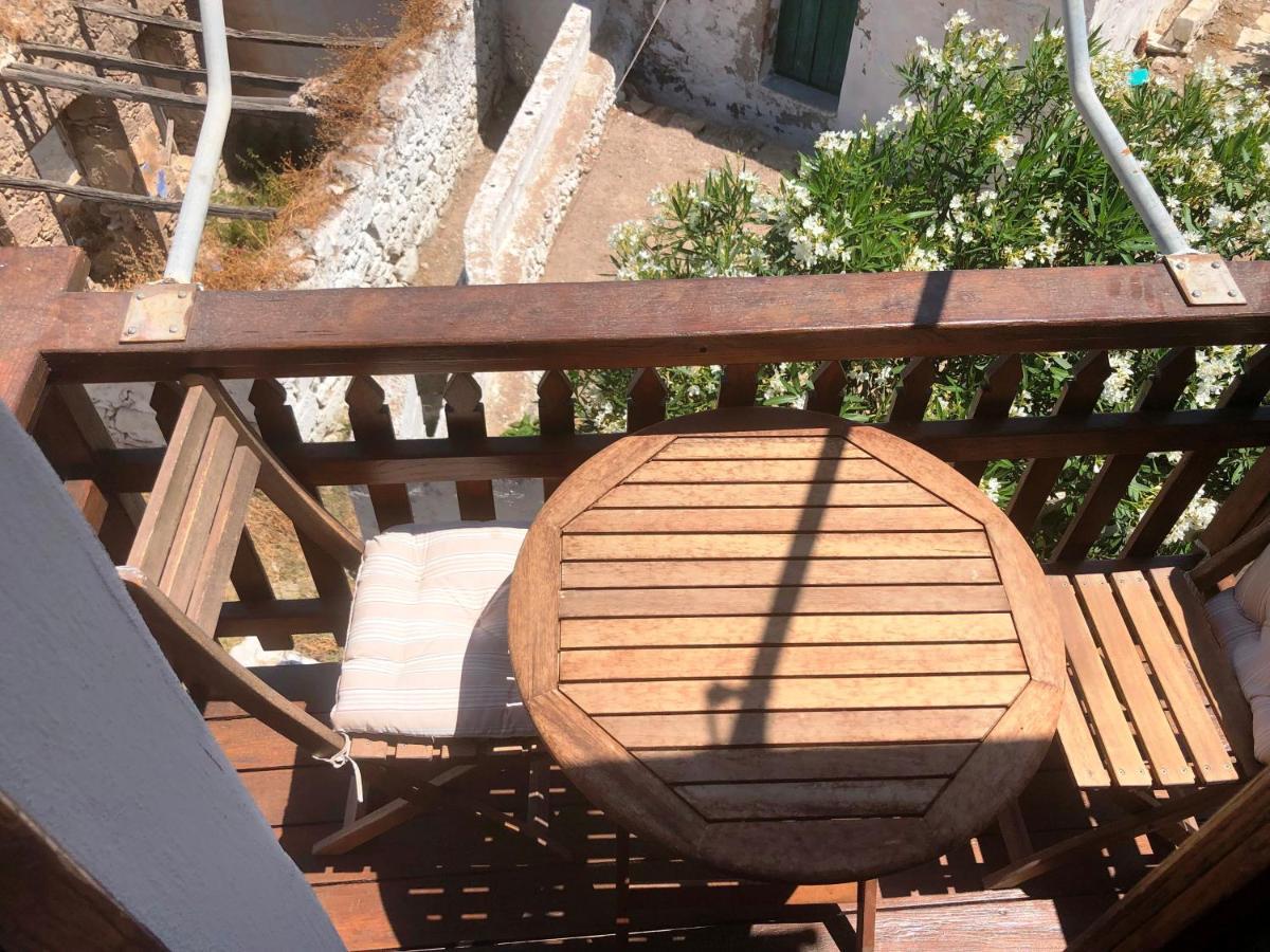 Machi'S House Aparthotel Plaka  Bagian luar foto