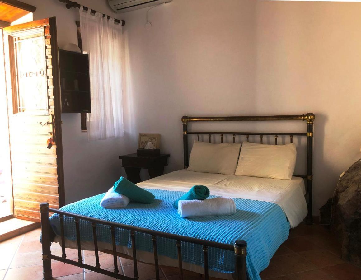 Machi'S House Aparthotel Plaka  Bagian luar foto